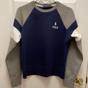 Woman’s Polo performance fleece sweatshirt